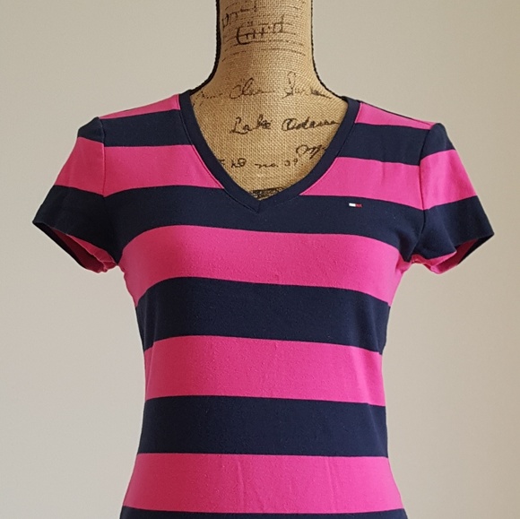 Tommy Hilfiger V-neck - Picture 1 of 7
